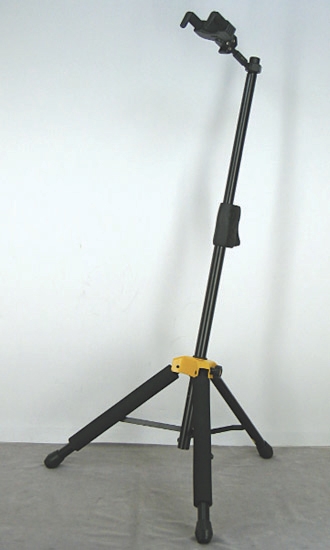 Hercules GS415B stalak za gitaru