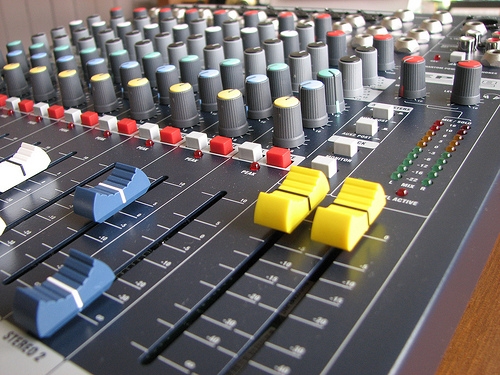 Mikseta Soundcraft EPM8